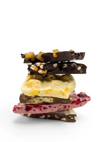 Sladká demolice: Lámaná tabulková čokoláda BrutalChoco